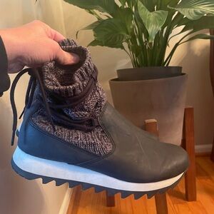 Merrell Black and Gray Ankle Boots
